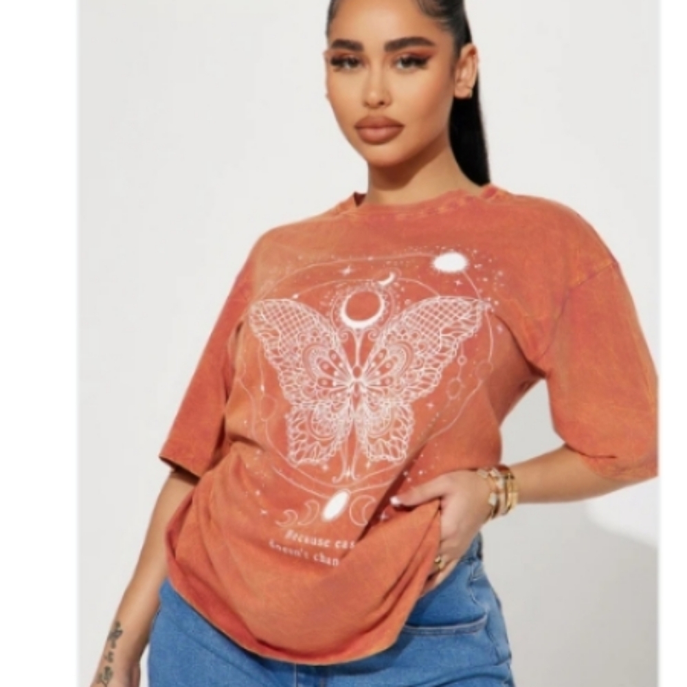 Fashion Nova rust orange washed T shirt butterfly graphic size large